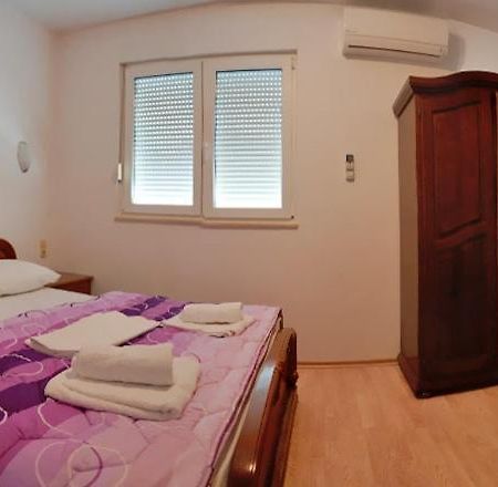 Sobe Medic Medugorje Bed & Breakfast Luaran gambar